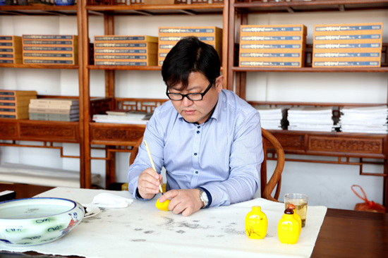 山东省五一劳动奖章获得者孙云毅:把鸡油黄琉璃推向了全世界