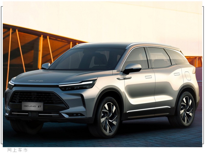 年轻人的第一款车怎么选？10-15万看看这5款，很多人都说好