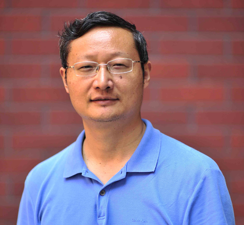 大学新闻学院教授,博士生导师,中国人民大学新媒体研究所所长匡文波