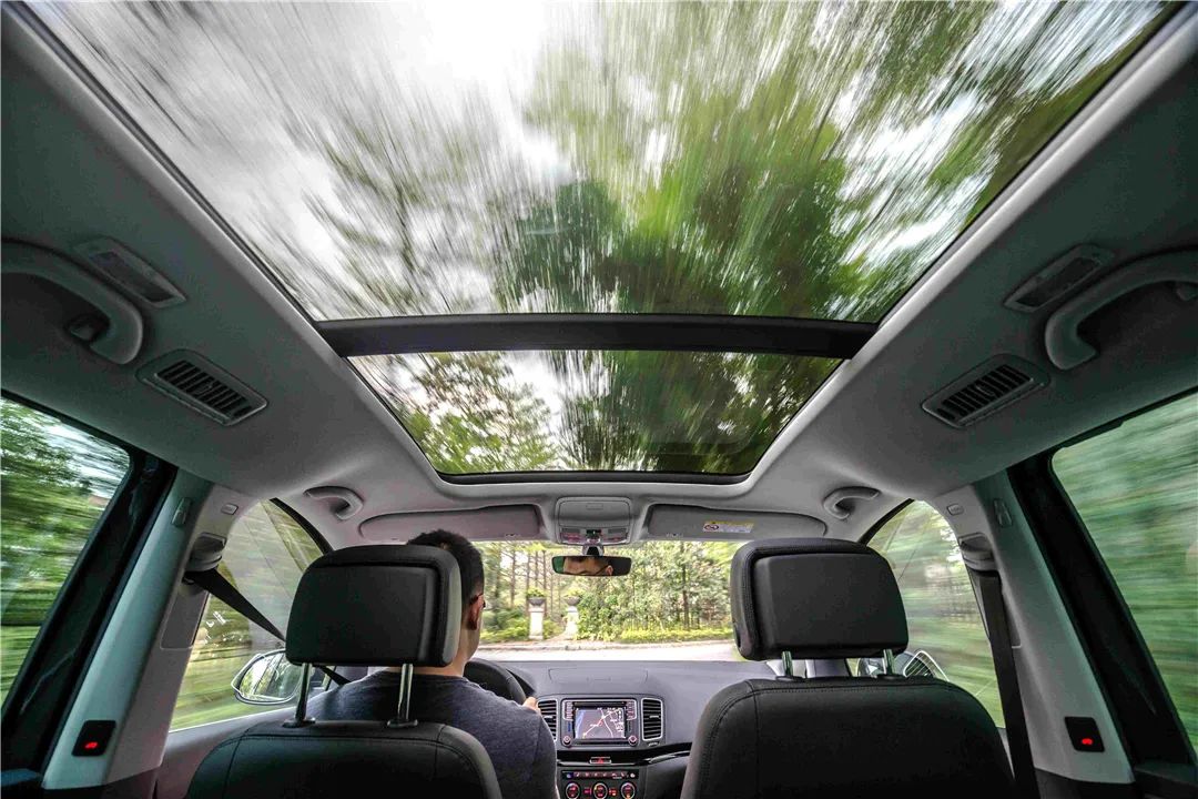 为什么我们宁愿花更多钱，也要买这些“用不上”的配置？