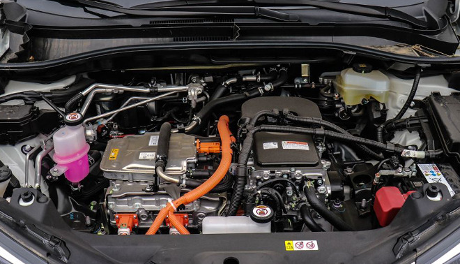 综合续航达400公里 丰田奕泽E进擎今日上市