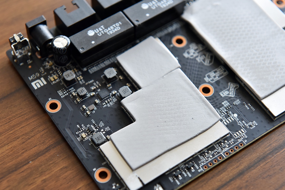 wifi6路由绝佳入门之选小米路由器ax1800拆解