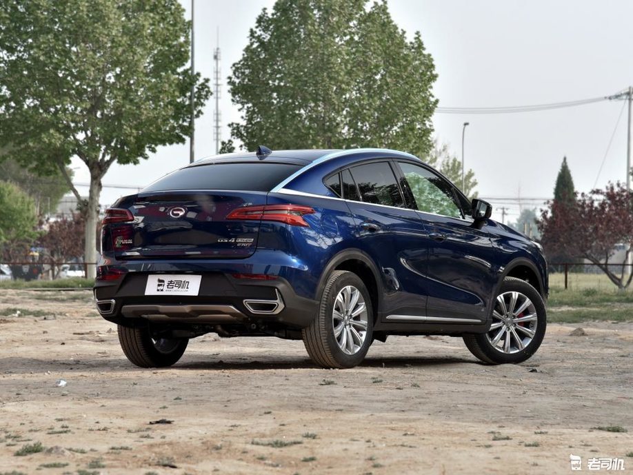 溜背造型 横贯大屏 广汽传祺gs4 coupe售13.68万起