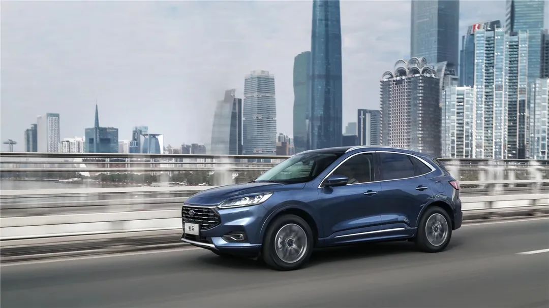 为什么我们宁愿花更多钱，也要买这些“用不上”的配置？