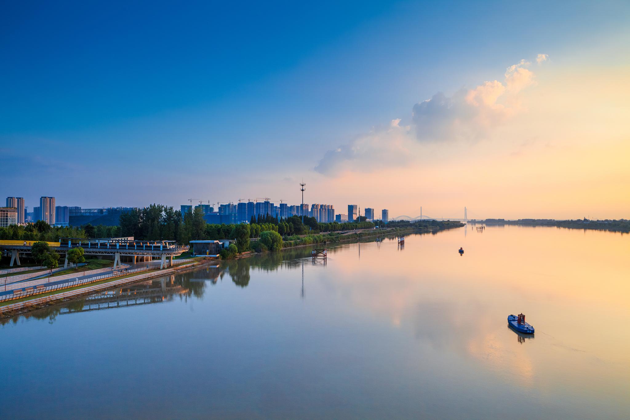 唱响新时代长江之歌丨南京:守好长江入苏"第一站"