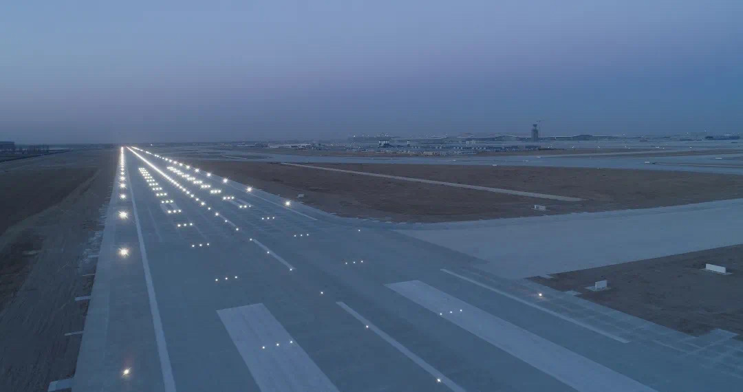 不怕雾和霾大兴机场又一跑道具备hud75米起飞能力
