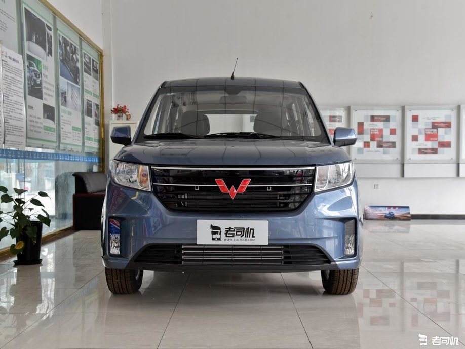 98-6.78万元 五菱宏光plus 1.5l新车型上市