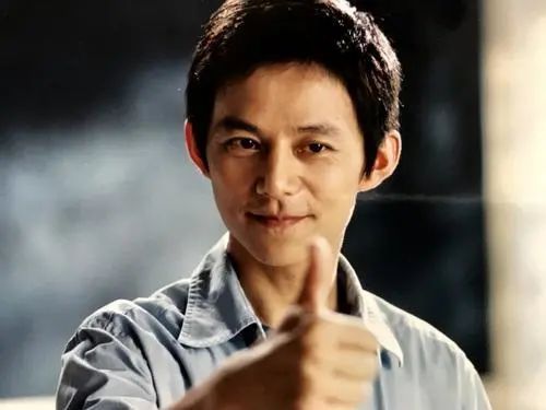 图书总销量2亿册,她比爸妈更懂青春期的孩子|女生日记|家有儿女_新浪