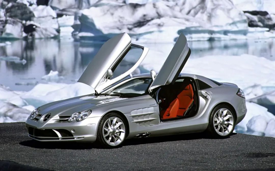 周杰伦的车不仅ae86,数量比郭富城多多了,你呢?