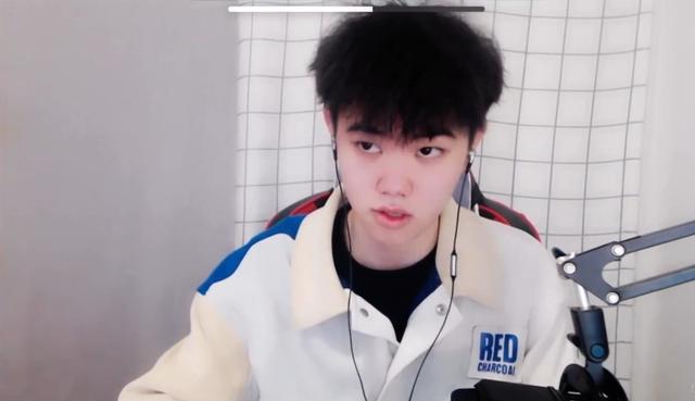 主播可杰被封始末切屏出现大尺度画面网友群嘲片子哥