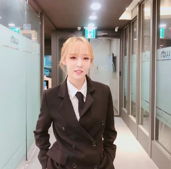 南韩最强扳手文星伊你终于来啦!