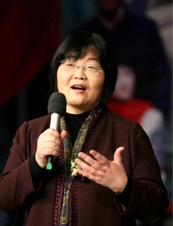 文娱早报 | 编剧赵冬苓建议建立污点证人使用和惩戒机制 尼古拉斯