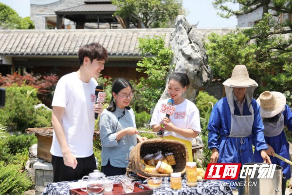 助力农产品销售 “小靳厨房”带你品味舌尖上的炎陵