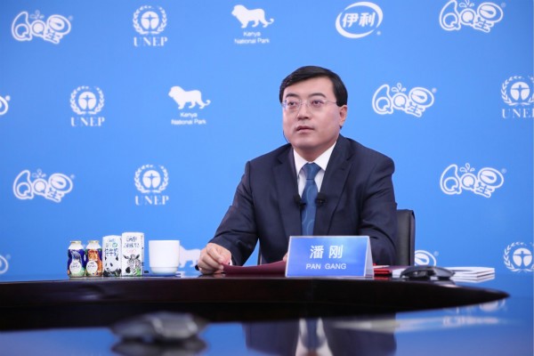 牛奶瓶上"还原"非洲大草原 伊利"云捐助"带孩子们一起保护多彩地球