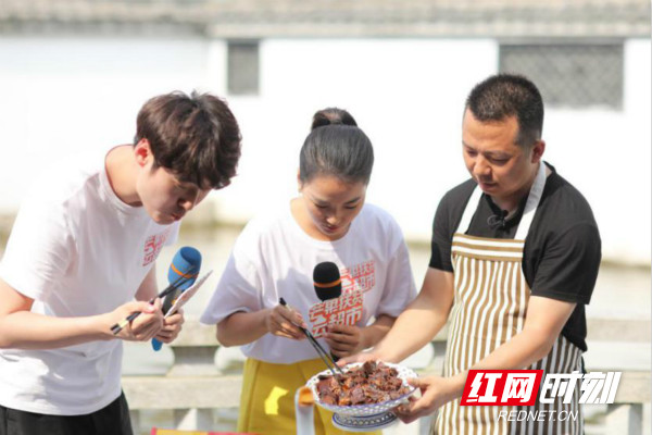 助力农产品销售 “小靳厨房”带你品味舌尖上的炎陵