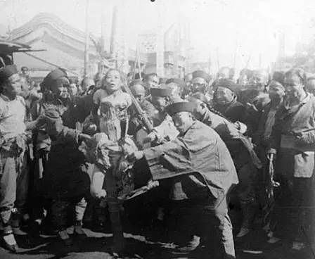 唯一遭凌迟的大清公主行刑场面惨绝人寰