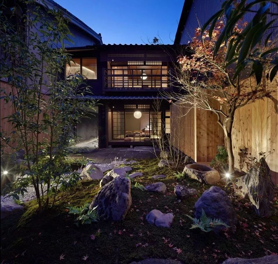 5个禅意十足的日式庭院住宅,满足你对宁静生活的向往|花园|建筑_新浪新闻