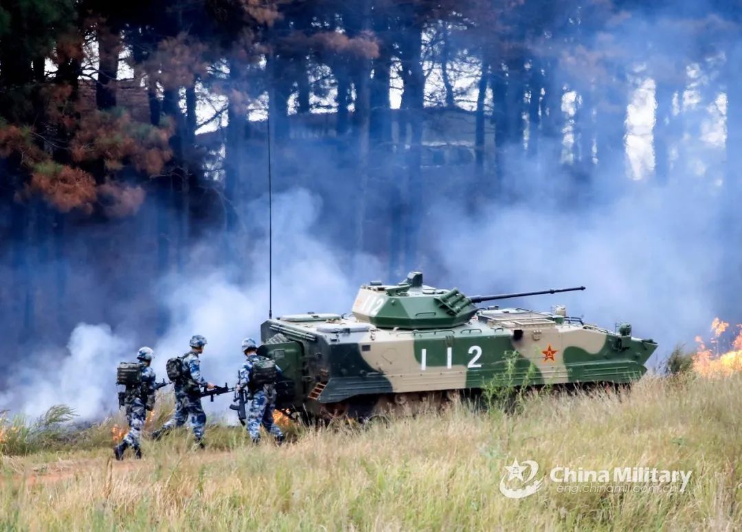 zbd-03型伞兵战车