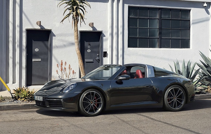 保时捷911敞篷亮相小姐姐必备比法拉利拉风准备加价多少