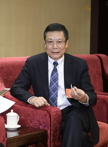 赵彪代表:慎捕慎诉让民营企业感受司法温度|全国人大代表_新浪新闻