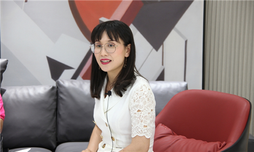 杭州诺贝尔瓷砖渠道推广总监兼主持人陈慧女士香港环亚联合设计事务所