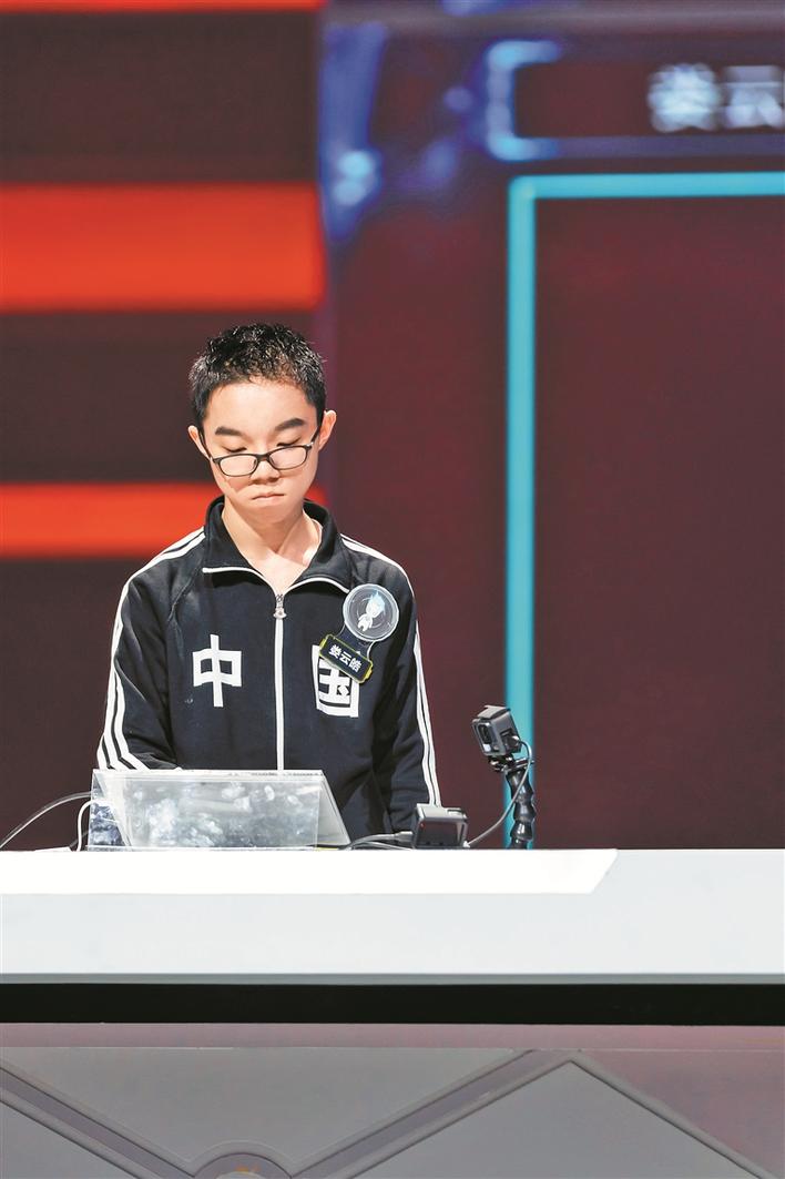 娄云皓:挑战最强选手很兴奋