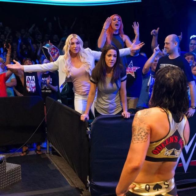 完爆高柏连胜记录!成就超越夏洛特!她才是wwe真正的女子大满贯