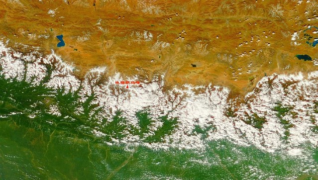 从太空看世界之巅:风云卫星带你"登"珠峰