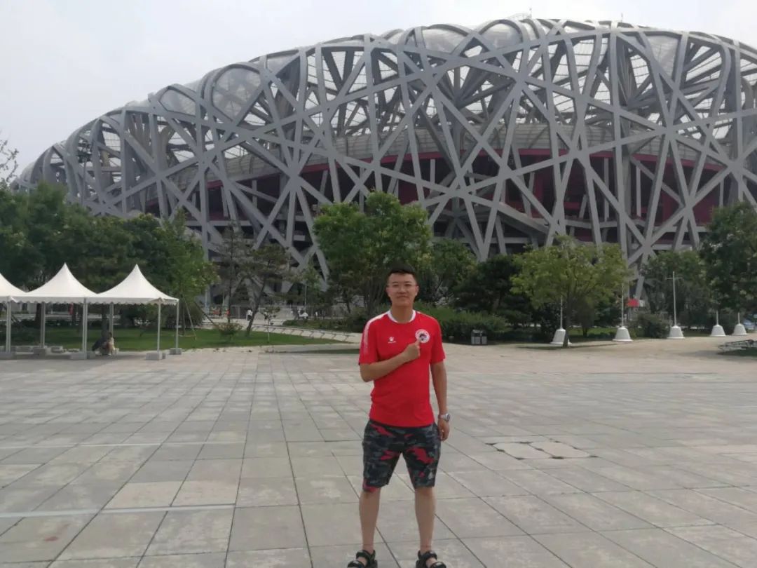 朱嘉铭:从前慢 一生只够爱一个人.