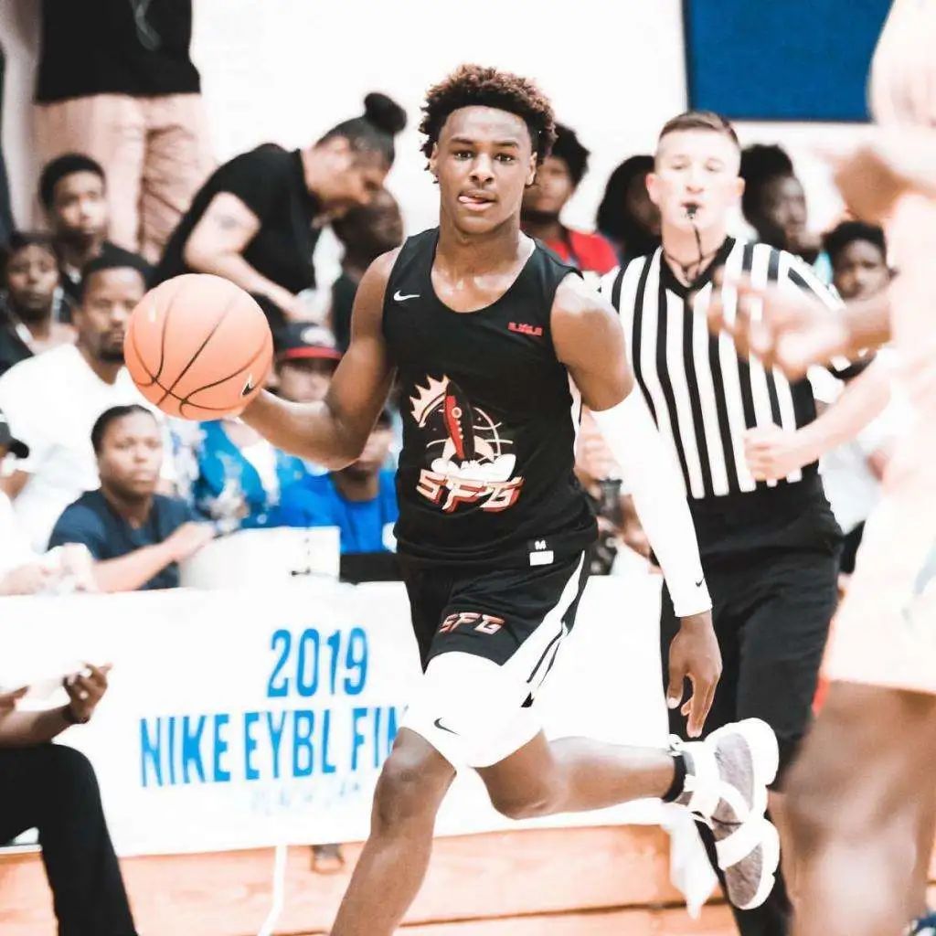 詹姆斯的大儿子布朗尼,可能根本就进不了nba.