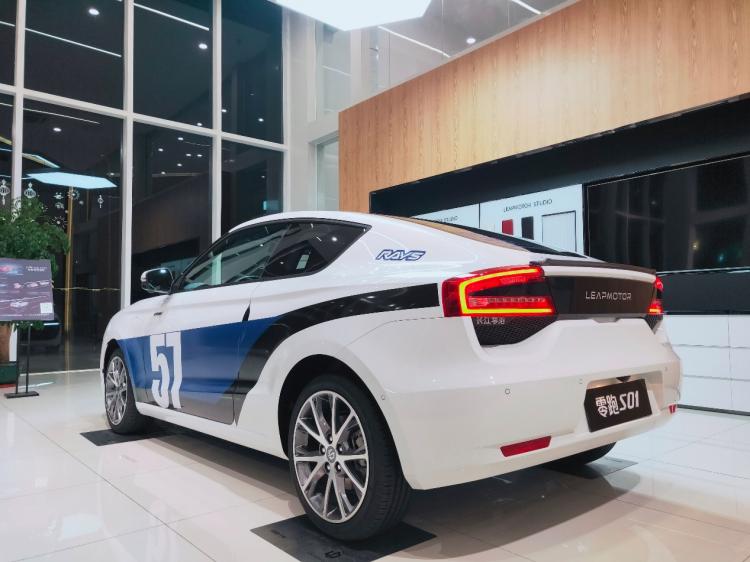 零跑s01改装大赛成功举办 开中国电动轿跑改装文化先河