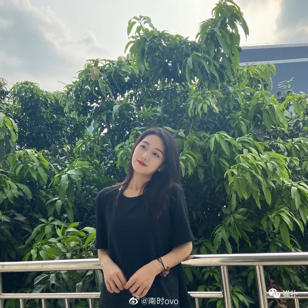 ▼@北笙南橙:弟弟出道吧!▼@绿里咸鱼:有有有!