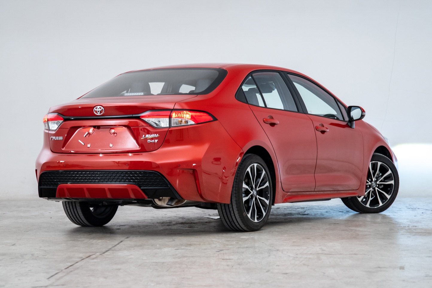 视觉效果更激进 广汽丰田雷凌新运动系列亮相