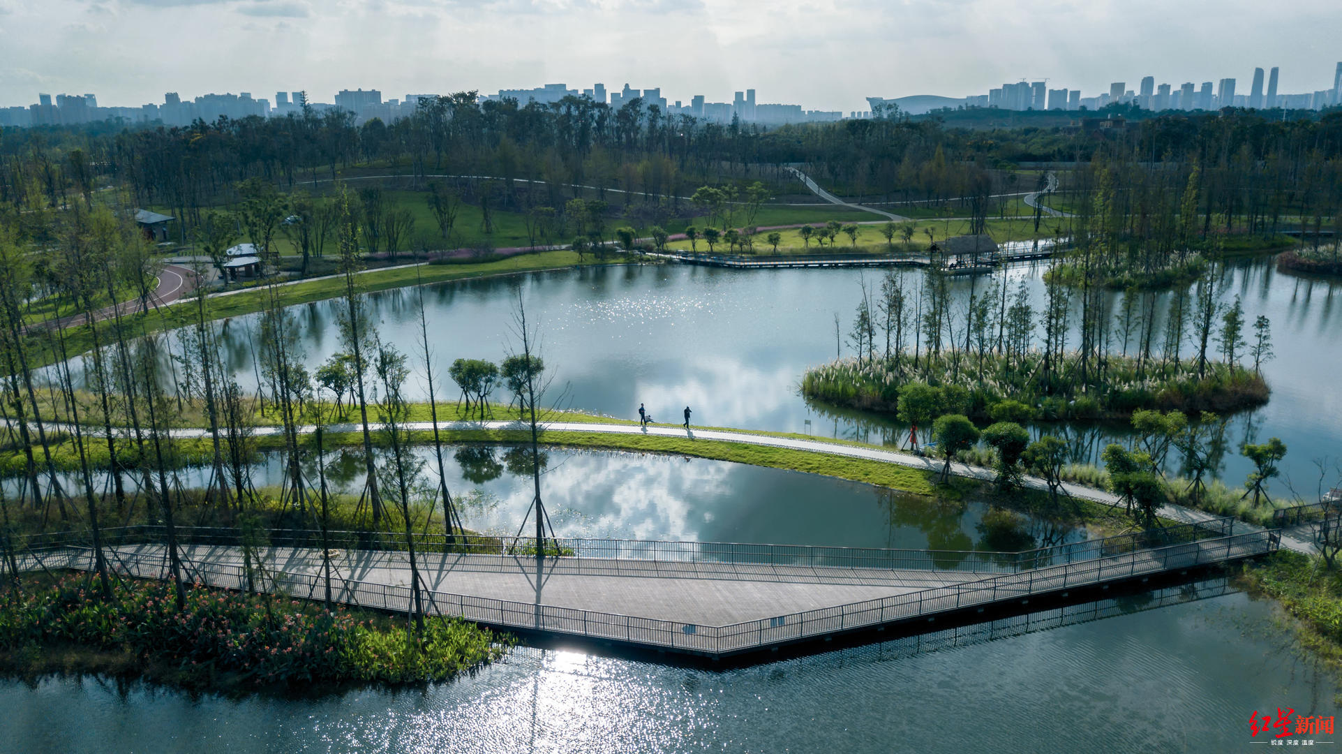 锦城公园值多少钱?专家算了账:3个"1万亿"!