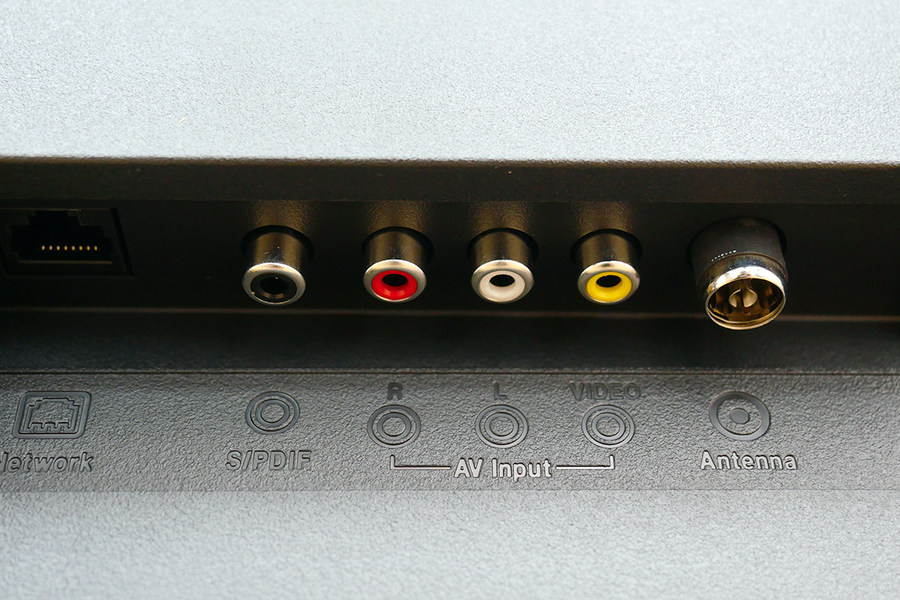 0接口,1个网口,1个s/pdif接口,能够满足家庭游戏机,蓝光播放器,家庭