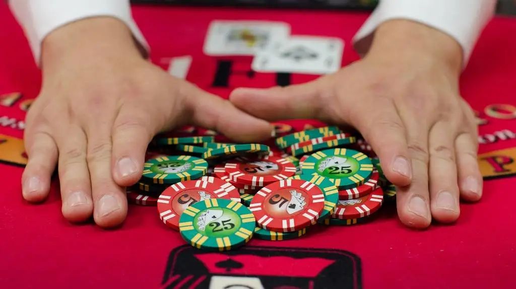 何鸿燊的不败筹码:凯利公式