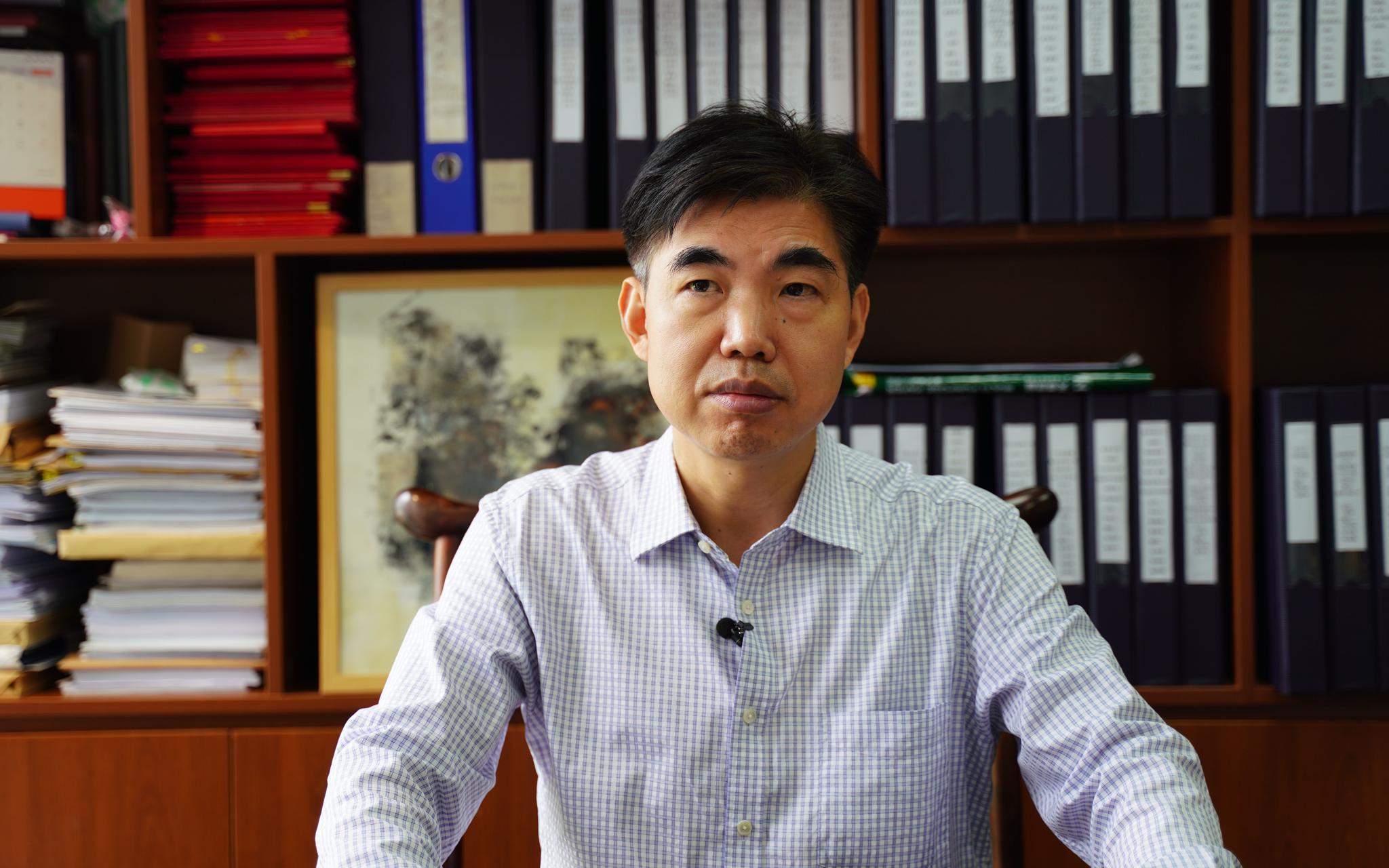 全国人大代表朱列玉:建议制定反虐待动物法