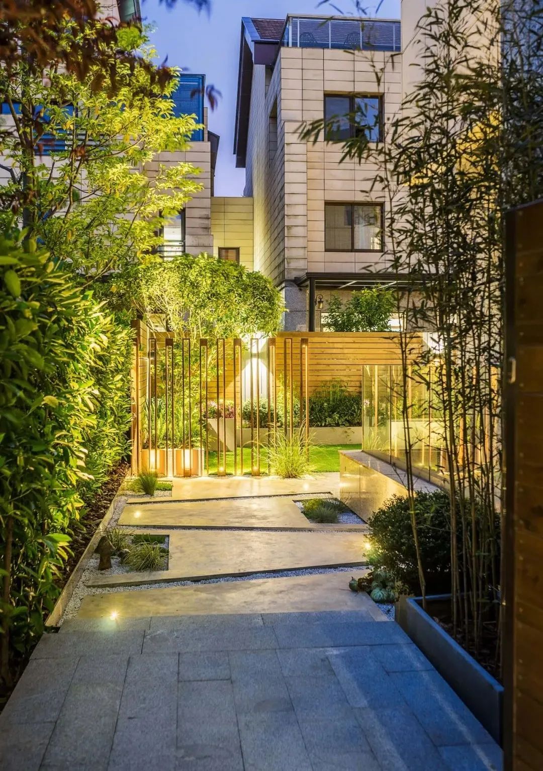 园集奖优秀作品在这座现代简约的庭院里畅享时尚的现代生活