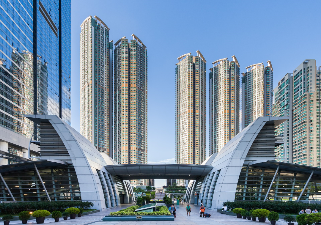 香港九龙站  图片来源/维基百科要快步走进tod,必须度过几个核心关.