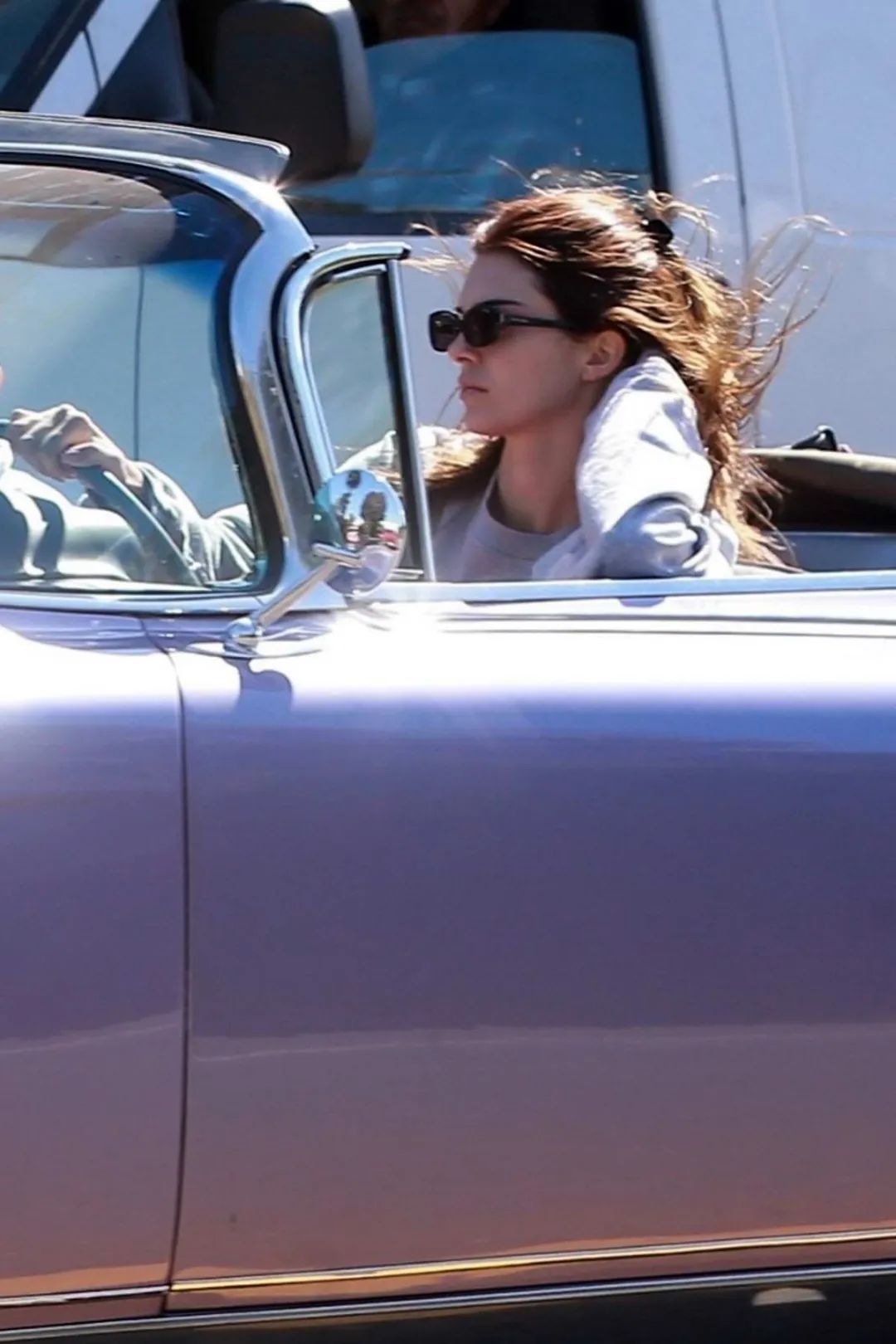 讲真的| "妈妈辈"的饰品最近"c位出道"了?鲨鱼夹了解一下