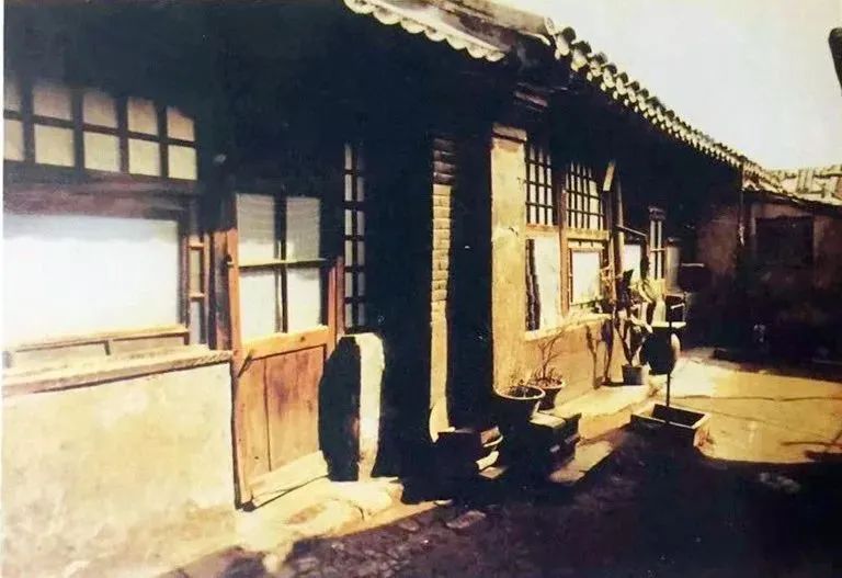 老舍《四世同堂》里写的小羊圈胡同在哪儿?他在这里度过童年