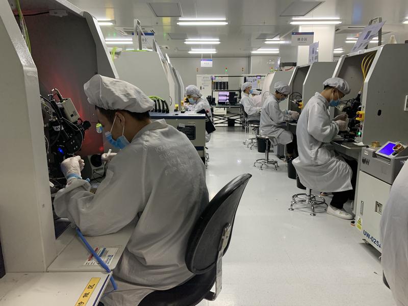 广东光智通讯科技有限公司生产车间 莫谨榕摄