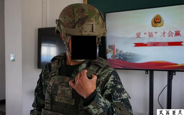 军事丨武警装备星空迷彩,战术背心和头盔,不仅仅是帅气