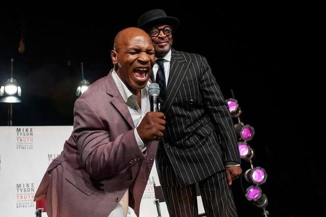 能挑战他的可能只有薇娅李佳琦|泰森|梅威瑟_新浪新闻