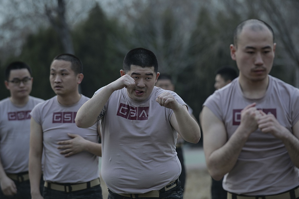 陈永青与他的保镖学校 | 正午视觉