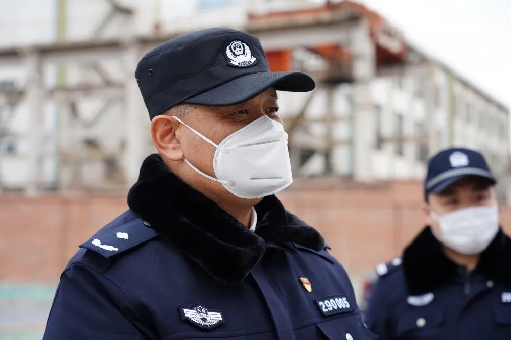 用实干担当扛起责任 ——记公安河西分局副局长王文喜