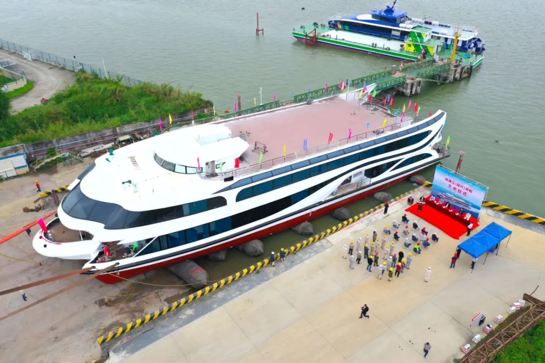 全新,双体,三层豪华游船即将航行在钱塘江上!沿途美景不容错过!
