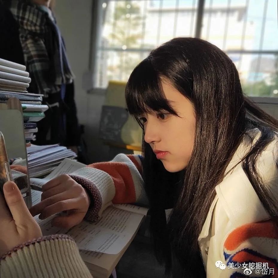 半藏森林凭一己之力毁了清纯幼态审美,连累半个美少女圈