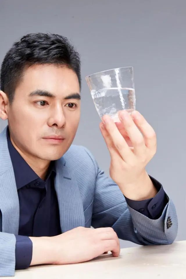 一影一人谈丨专访演员李熙:畅谈《花繁叶茂》和王迅的对手戏