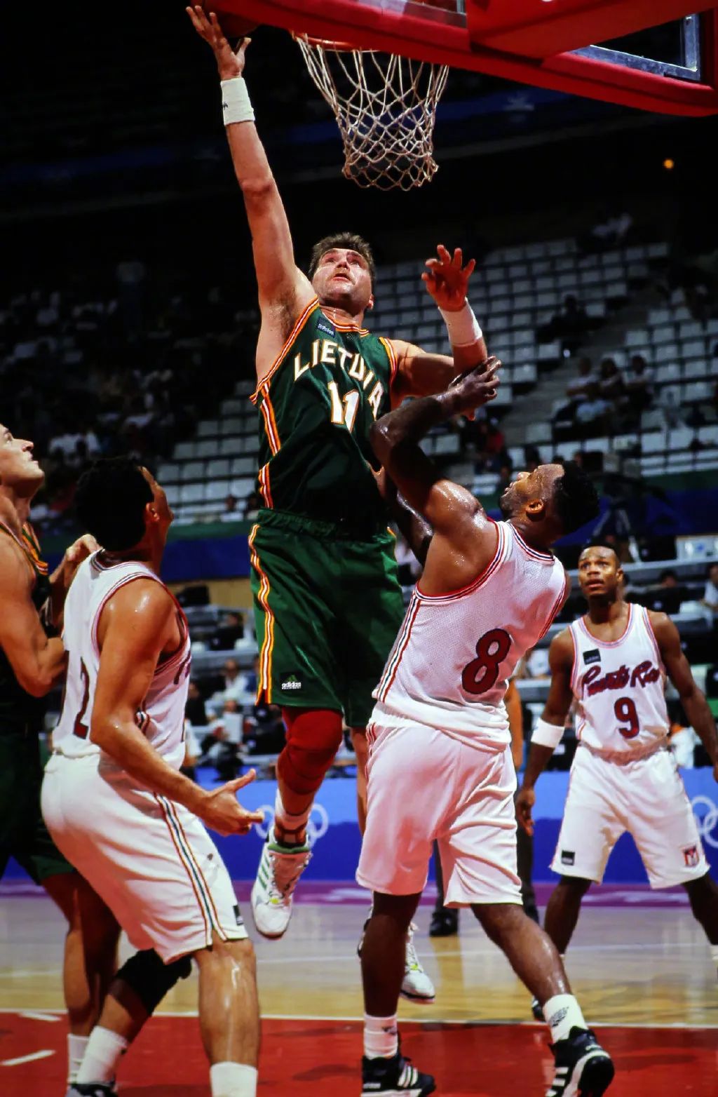 奥运会上的萨博尼斯!